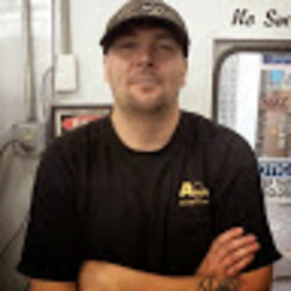 Meet your Posher, Jason